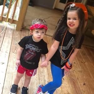 Meet your Posher, Iris